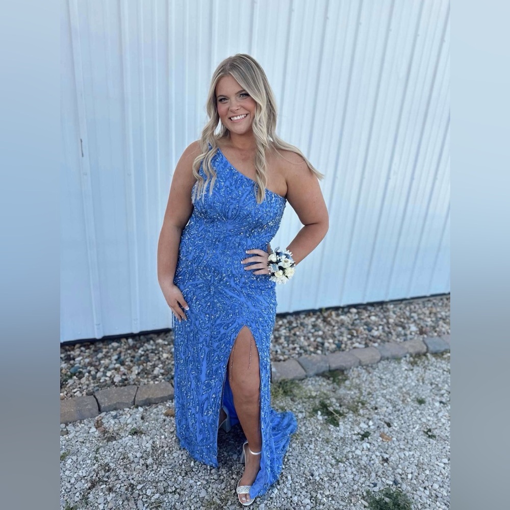 Sherri Hill Prom Dress size 12